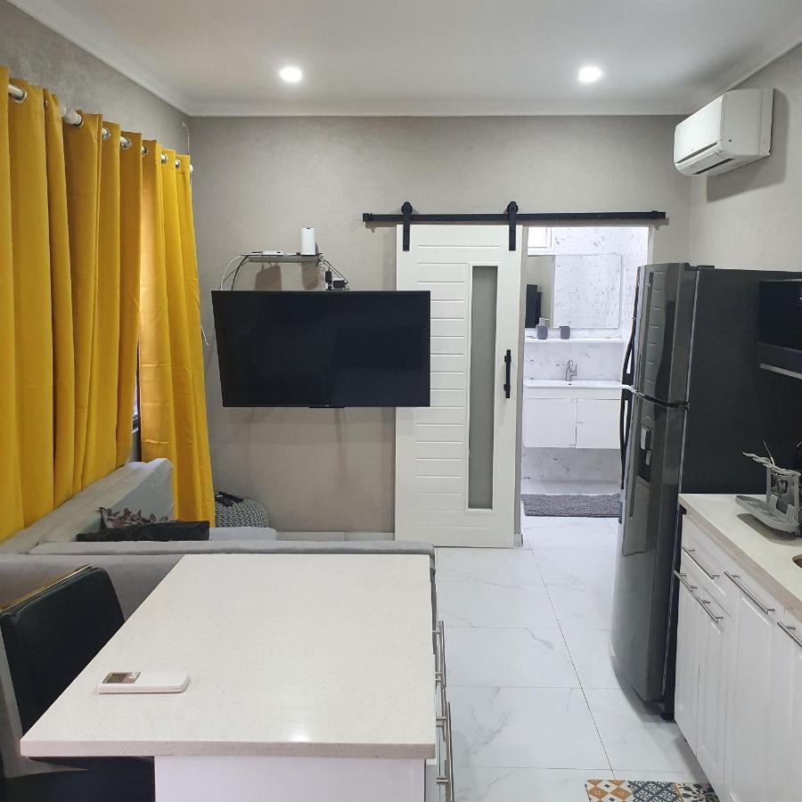 Devachan Apartments بريدج تاون المظهر الخارجي الصورة